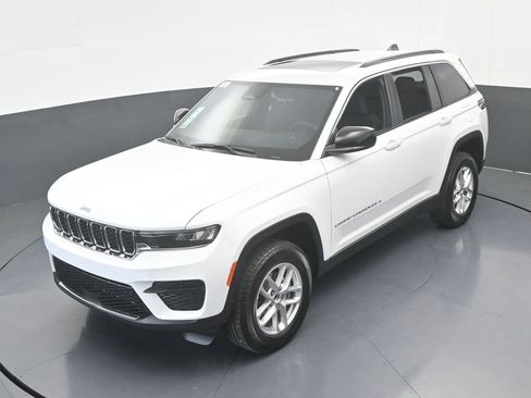 New 2026 Jeep Grand Cherokee Laredo AWD/4WD image 43