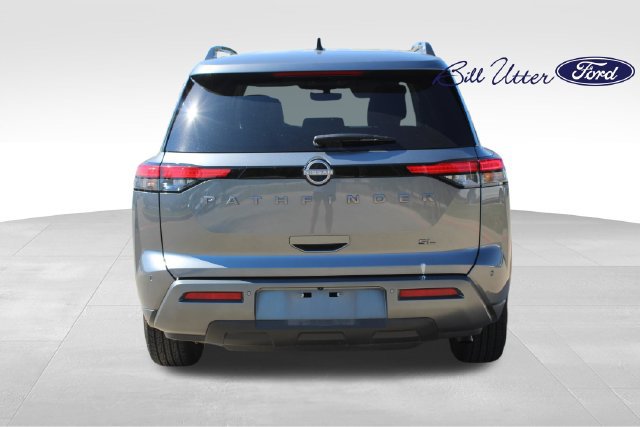 Used 2026 Nissan Pathfinder SL FWD image 6