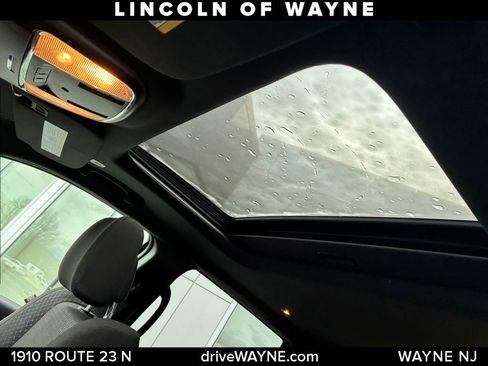 Used 2020 Jeep Grand Cherokee Laredo image 14