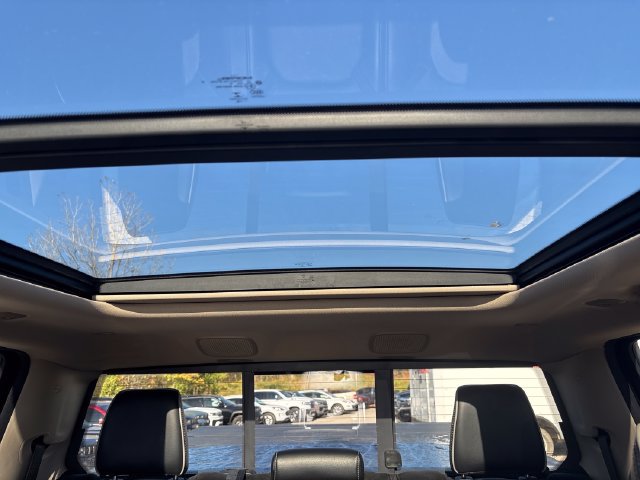 Used 2019 RAM 1500 Laramie AWD/4WD image 15