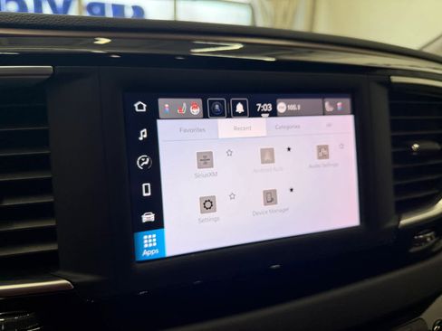 Used 2023 Chrysler Voyager LX image 21