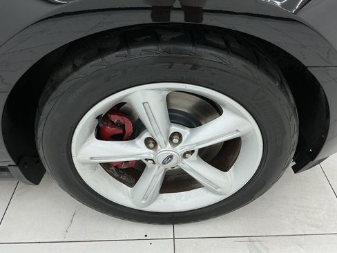 Used 2012 Ford Mustang GT RWD image 39