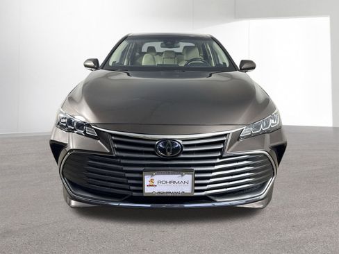 Used 2019 Toyota Avalon XLE image 26