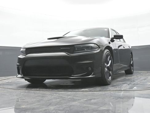 Used 2023 Dodge Charger R/T w/ Plus Group image 38
