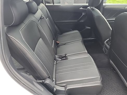 Used 2023 Volkswagen Tiguan SE R-Line AWD/4WD image 29
