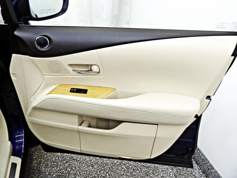 Used 2014 Lexus RX 450h AWD image 11