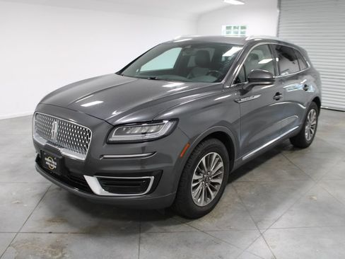 Used 2020 Lincoln Nautilus FWD w/ Equipment Group 101A image 4
