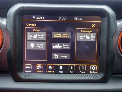 Used 2022 Jeep Gladiator Mojave w/ Cold Weather Group image 28