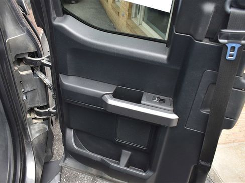 Used 2015 Ford F150 XLT w/ Equipment Group 302A Luxury image 24