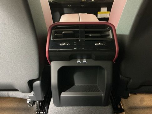 New 2026 BMW 530i w/ M Sport Package RWD image 27