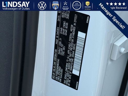 Used 2022 Volvo XC90 T8 R-Design w/ Advanced Package image 26