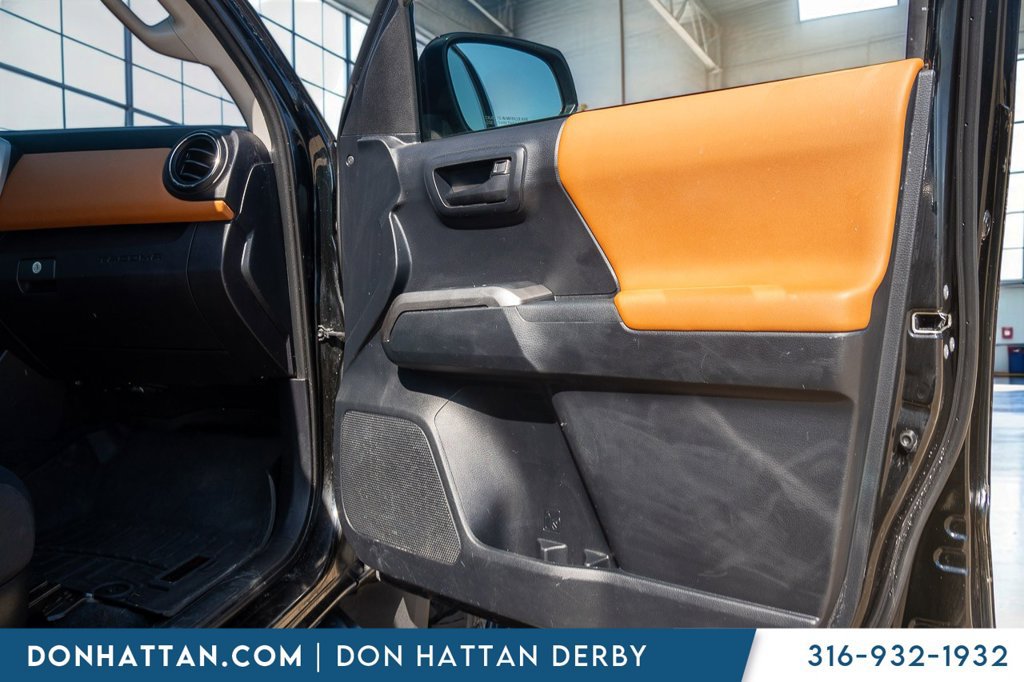 Used 2019 Toyota Tacoma SR5 RWD image 24