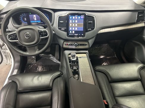 Used 2023 Volvo XC90 B6 Ultimate w/ Lounge Package AWD/4WD image 22