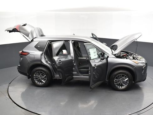 New 2026 Nissan Rogue S image 32