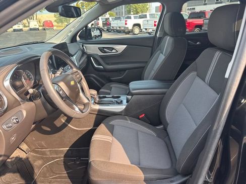 Used 2024 Chevrolet Blazer LT w/ Convenience Package FWD image 9