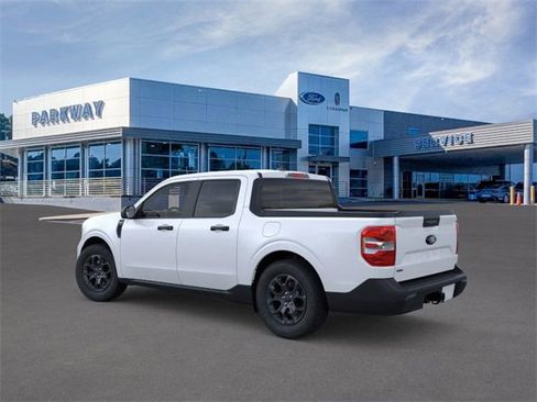 New 2025 Ford Maverick XLT image 4