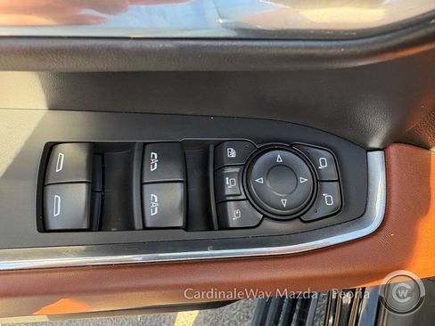 Used 2024 GMC Sierra 2500 Denali Ultimate AWD/4WD image 19