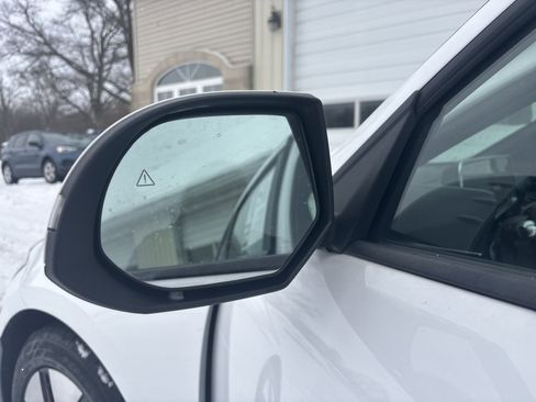 Used 2023 Hyundai Ioniq 6 SE image 14