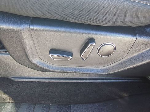 Used 2018 Ford F150 XLT w/ Equipment Group 302A Luxury image 22