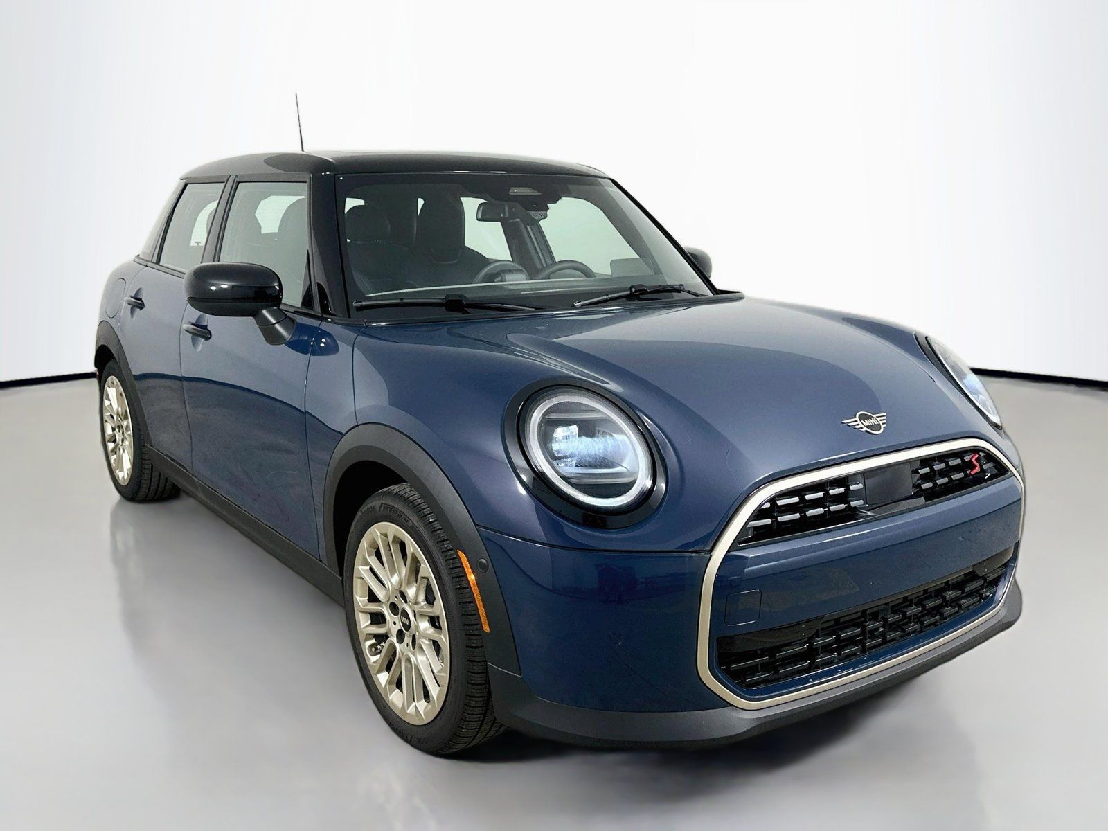 New 2026 MINI Cooper S FWD image 3
