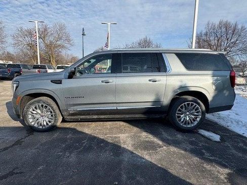 New 2026 GMC Yukon XL Elevation w/ Elevation Premium Package image 3