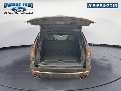 Used 2023 Chevrolet Tahoe High Country AWD/4WD image 18