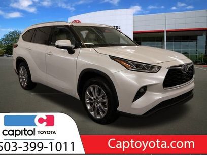 Certified 2022 Toyota Highlander Limited