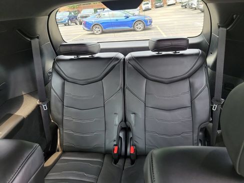 Used 2021 Cadillac XT6 Sport w/ Platinum Package AWD/4WD image 19