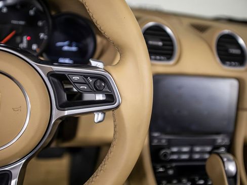Used 2017 Porsche 718 Boxster RWD image 38