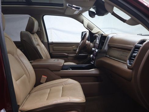 Used 2019 RAM 1500 Laramie Longhorn image 10