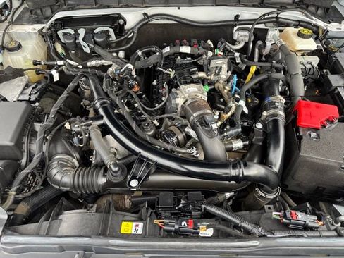 Used 2022 Ford Bronco Wildtrak image 27