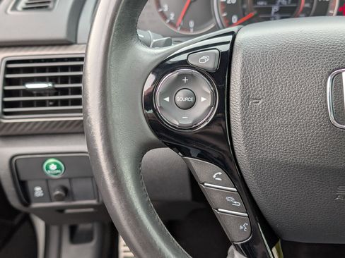 Used 2016 Honda Accord Sport image 15