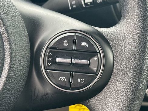 Used 2024 Kia Soul LX image 19