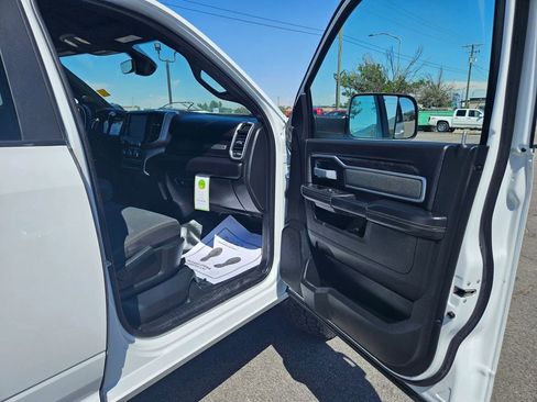 Used 2022 RAM 3500 Big Horn w/ Level A Equipment Group image 12