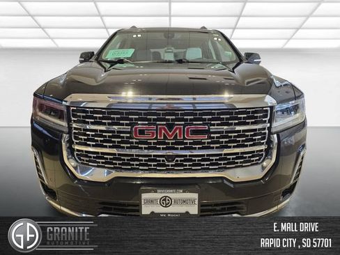 Used 2023 GMC Acadia Denali w/ Denali Technology Package AWD/4WD image 9