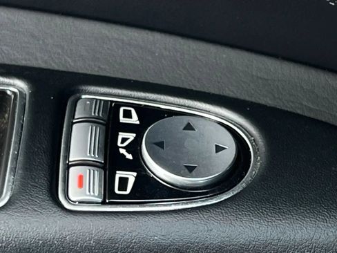 Used 2012 Mercedes-Benz S 63 AMG image 38