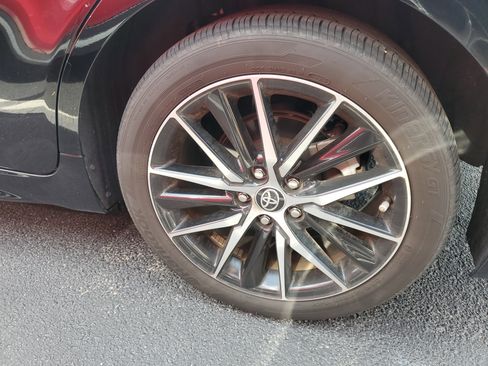 Used 2024 Toyota Camry SE image 8