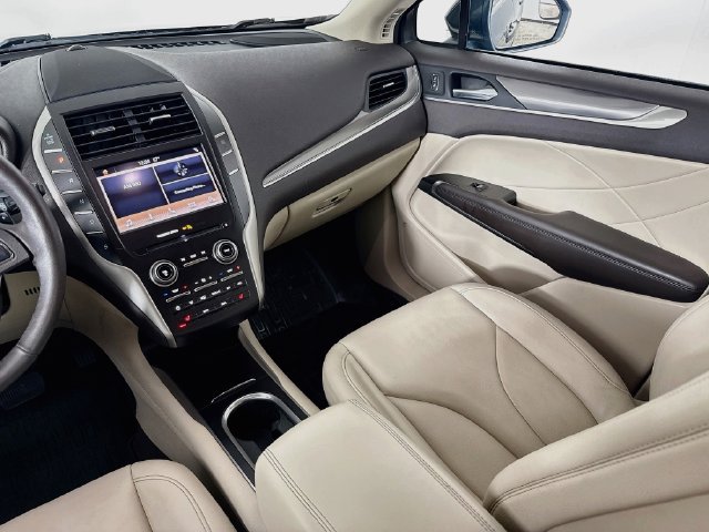 Used 2019 Lincoln MKC Premiere AWD/4WD image 24