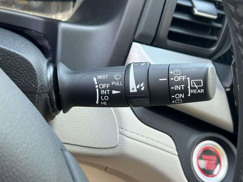 Used 2025 Honda Odyssey EX-L image 24