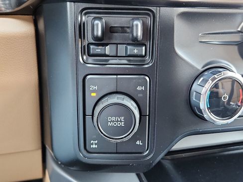 New 2026 Ford F350 Lariat w/ Chrome Package AWD/4WD image 16