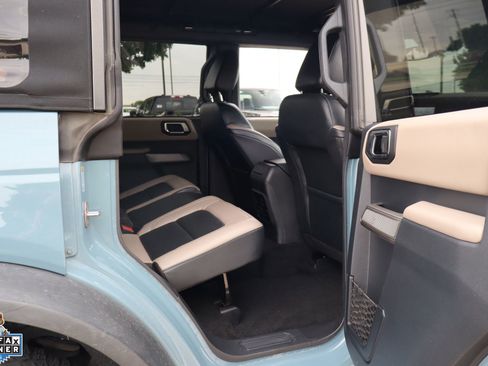 Used 2023 Ford Bronco Wildtrak AWD/4WD image 27