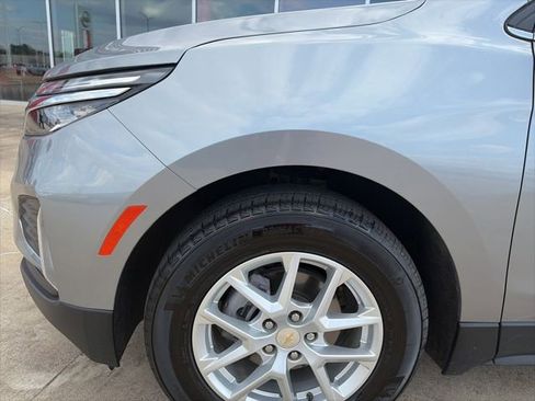Used 2023 Chevrolet Equinox LT image 7