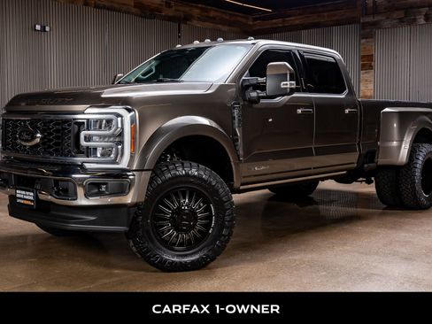 Used 2023 Ford F450 Lariat w/ Lariat Ultimate Package image 5