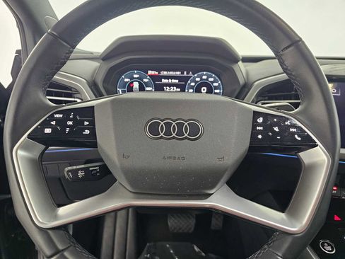 Used 2024 Audi Q4 e-tron Premium Plus w/ Premium Plus image 23