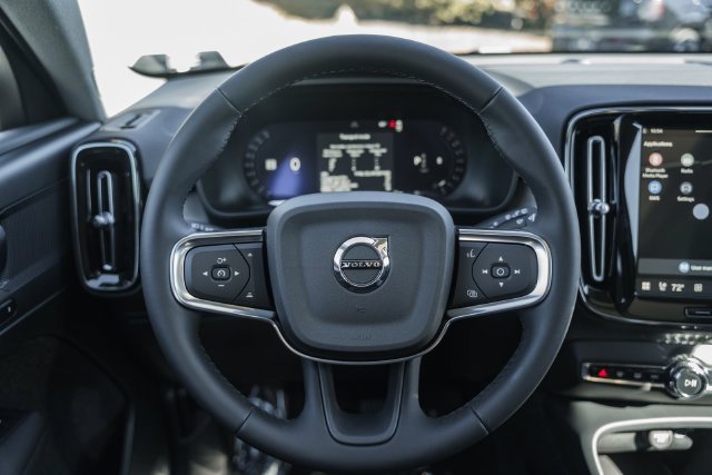 New 2026 Volvo XC40 B5 Core w/ Protection Package Premier AWD/4WD image 28