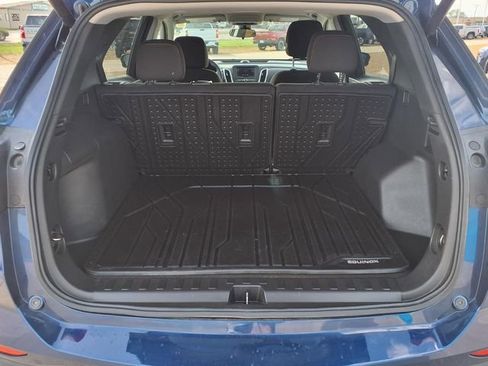 Used 2023 Chevrolet Equinox LT image 23