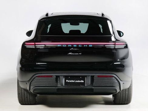 New 2025 Porsche Macan 4 Electric image 10