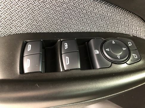 Certified 2023 Chevrolet TrailBlazer LT w/ LPO, Blackout Package image 37