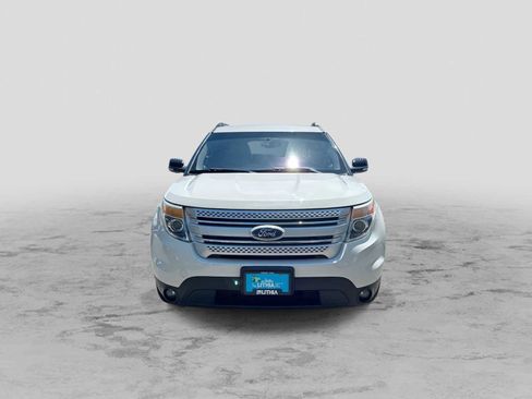 Used 2011 Ford Explorer XLT w/ 202A Rapid Spec Order Code AWD/4WD image 3