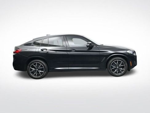 Used 2024 BMW X4 M40i w/ Premium Package image 3